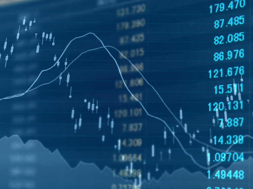 金融イメージ - Trade Info akcie, pokles, investori