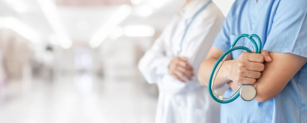 Medical doctor ER team surgeon and anesthetist on medical clini - Trade Info AI, profesie