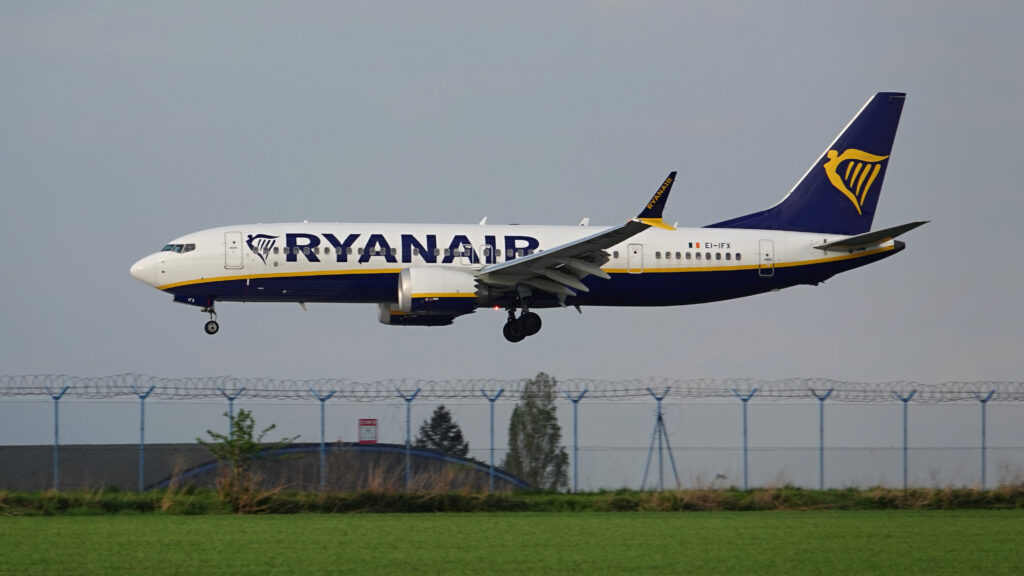Ryanair plane landing at Prague International Airport in the Czech Republic - Trade Info Ryanair